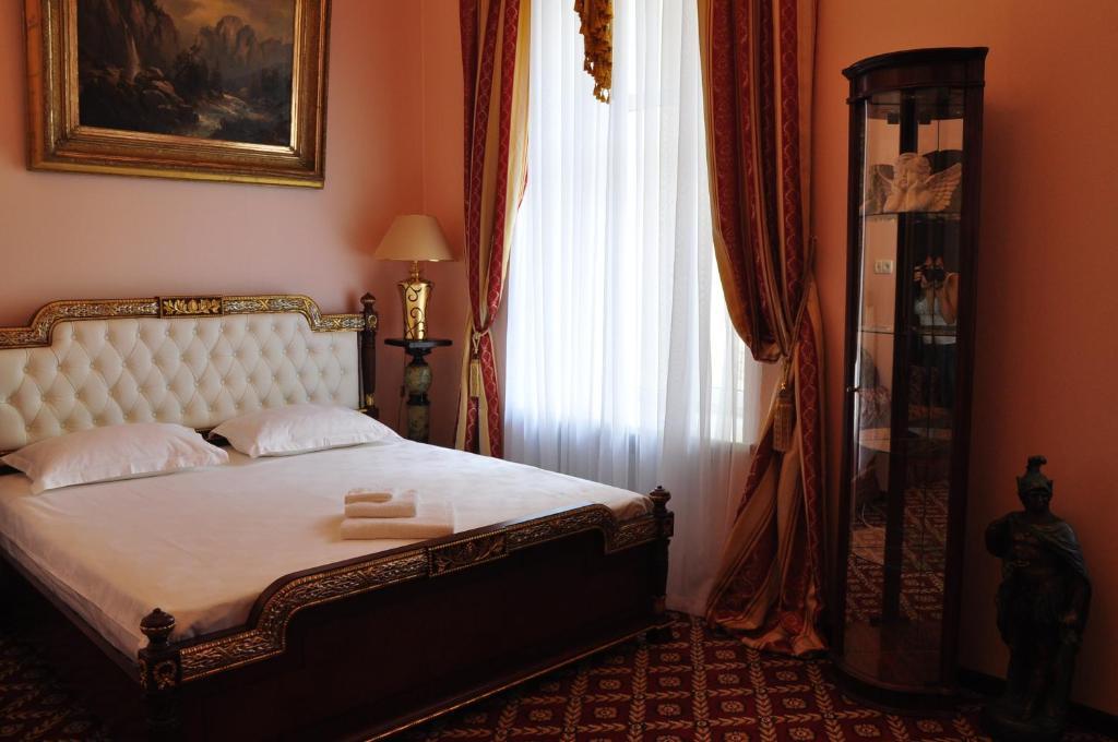 Queen Valery Hotel Odessa Kamer foto